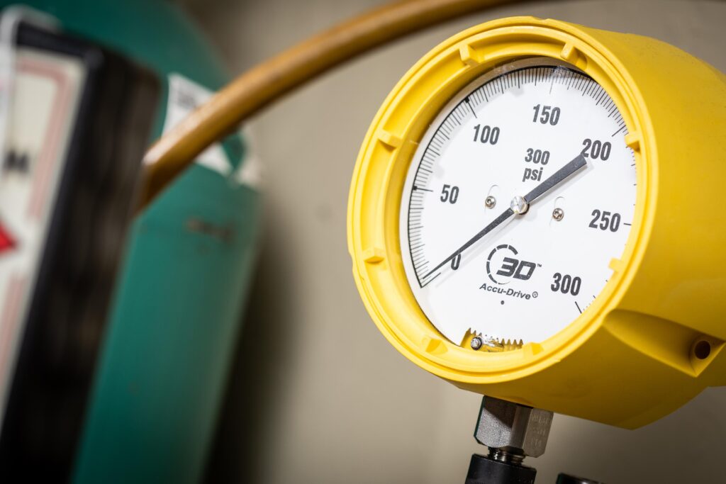 Oxygen Pressure Gauges